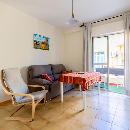 Apartamento Familiar Maria Auxiliadora Sevilla Exterior foto