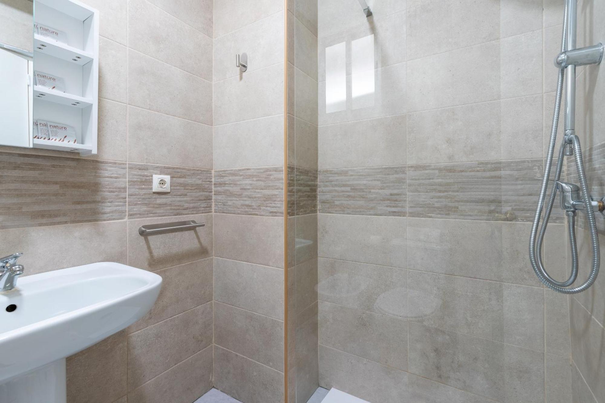 Apartamento Familiar Maria Auxiliadora Sevilla Exterior foto